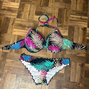 Shade & Shore Bikini 36DD Top and M Bottom